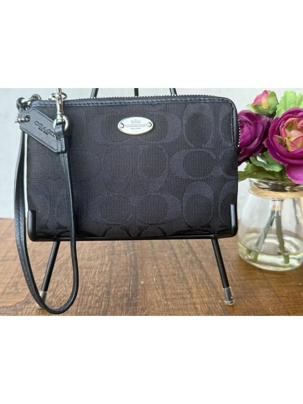 Coach authentic signature